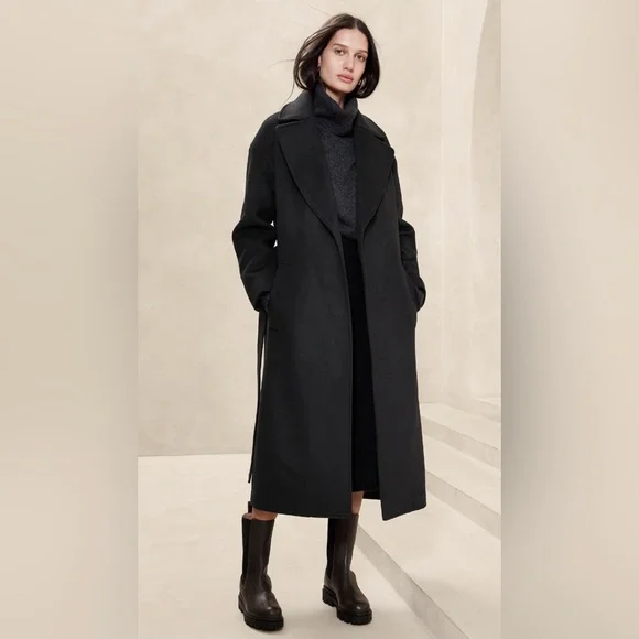 BANANA REPUBLIC OVERSIZED WOOL-CASHMERE WRAP COAT